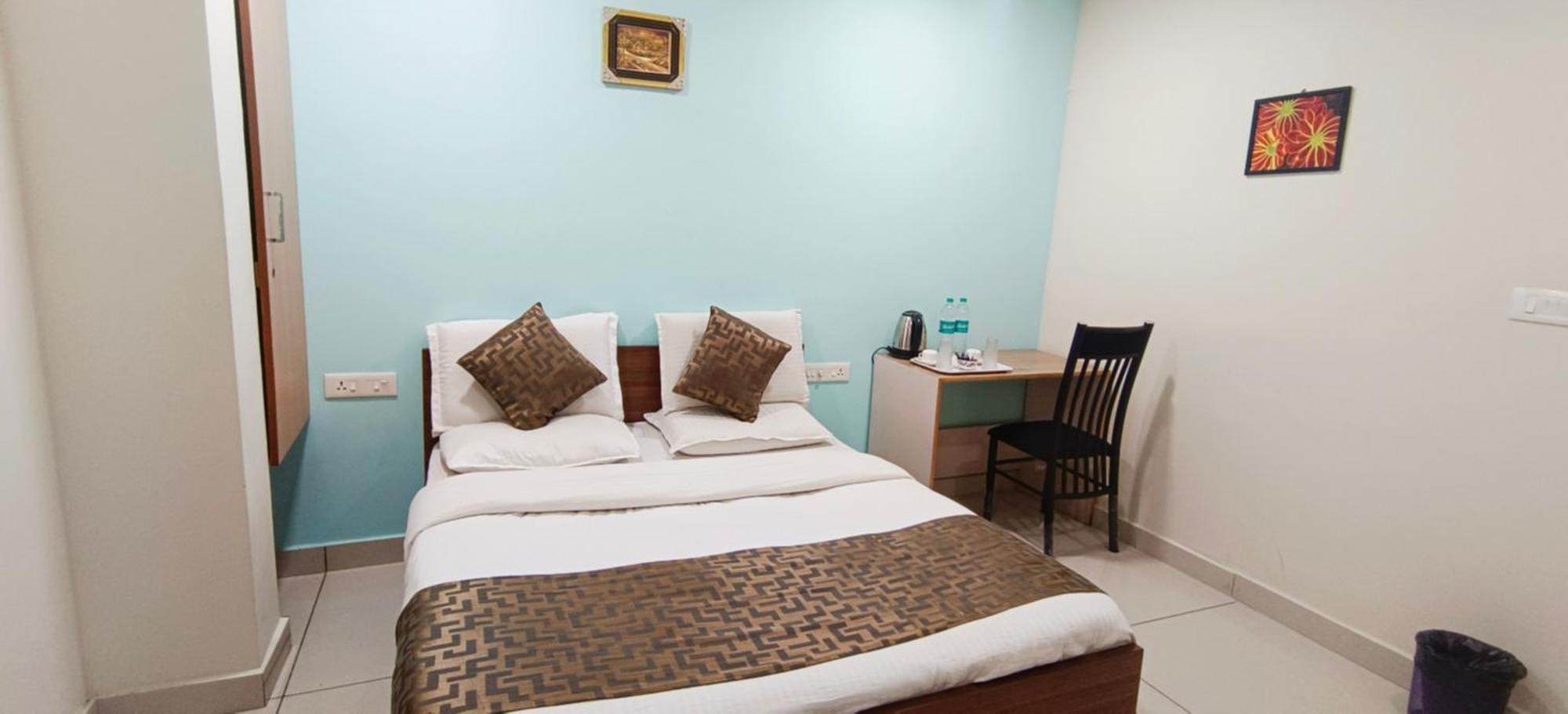 Sugamya Corner Guesthouse Mysore Quarto foto
